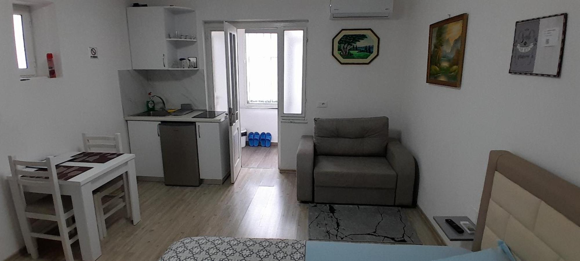 Klent Studio Apartment Pogradec Bagian luar foto